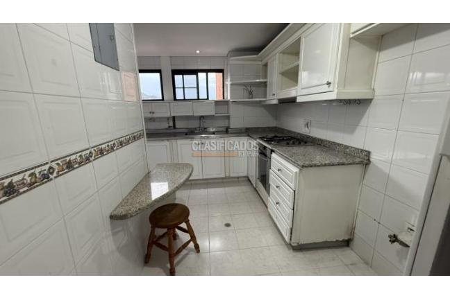Apartamentos, Venta, Cristales - $550.000.000