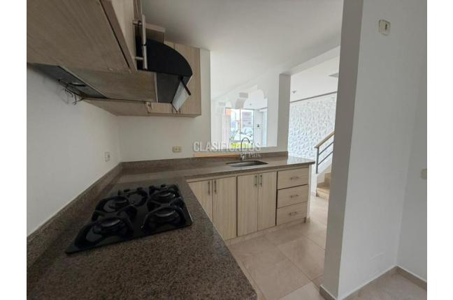 Casas, Alquiler, Pereira - $2.400.000
