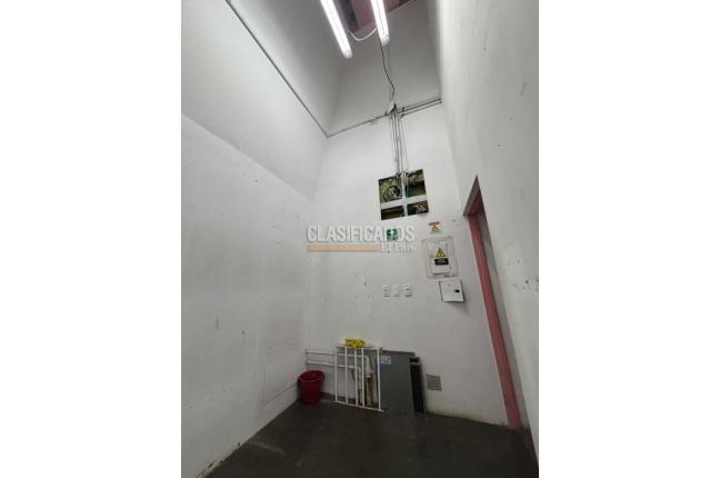 Locales y Bodegas, Alquiler, Ciudad Campestre - $12.000.000