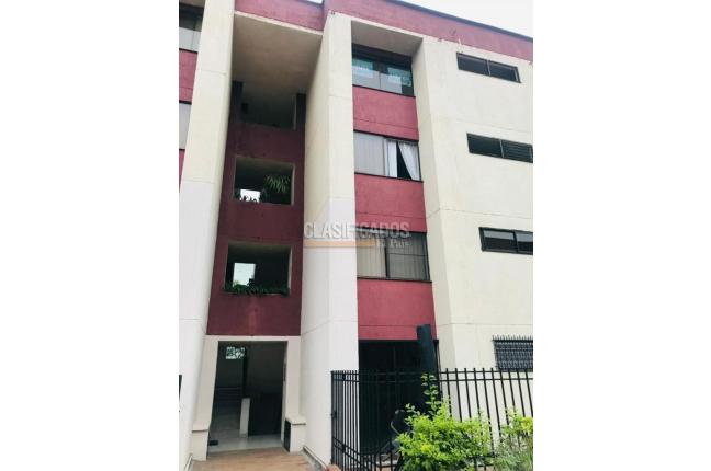 Apartamentos, Venta en Las Quintas de Don Simón