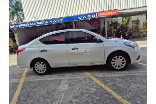 Nissan Versa 2018 - $38.900.000