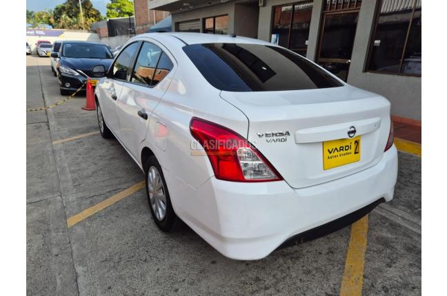 Nissan Versa 2018 - $38.900.000