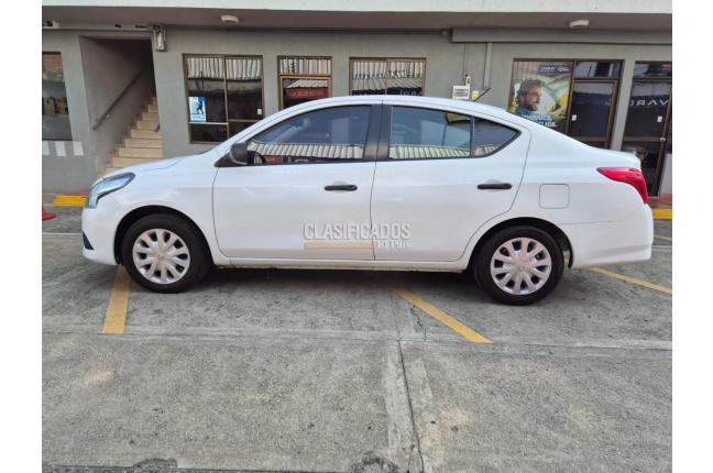Nissan Versa 2018 - $38.900.000