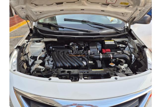 Nissan Versa 2018 - $38.900.000