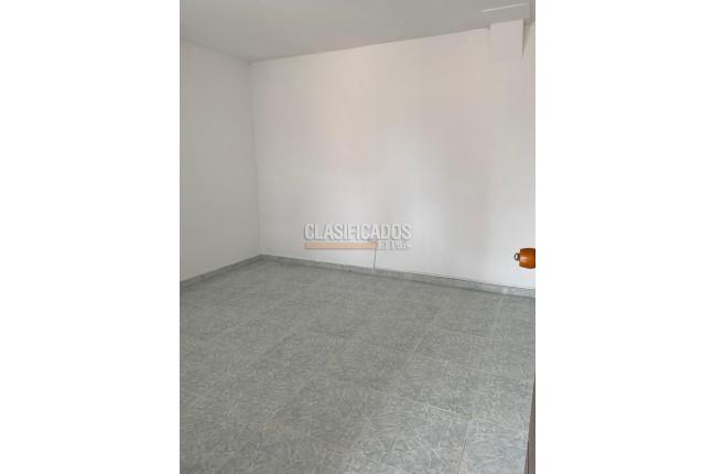 Casas, Alquiler, Colseguros Andes - $2.500.000