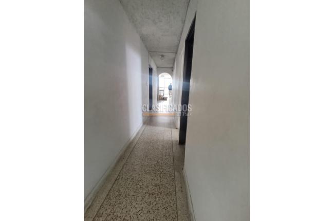 Oficinas y Consultorios, Alquiler, Versalles - $4.700.000