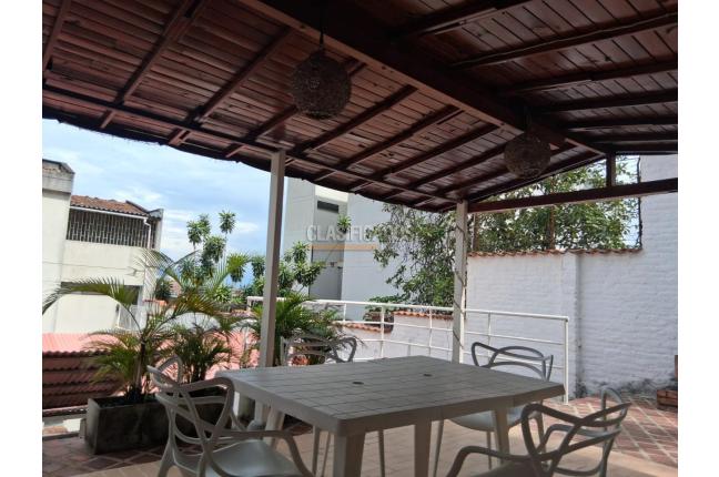 Apartamentos, Venta en Santa Mónica Residencial