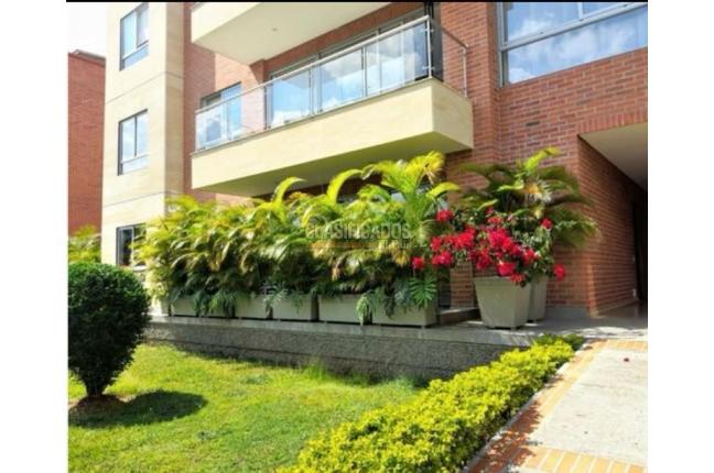 Apartamentos, Venta en Ciudad Jardín