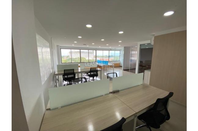 Oficinas y Consultorios, Venta, Centro Ccial. Holguines Trade Center - $740.000.000