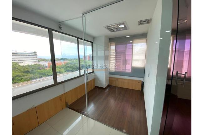 Oficinas y Consultorios, Venta, Centro Ccial. Holguines Trade Center - $740.000.000