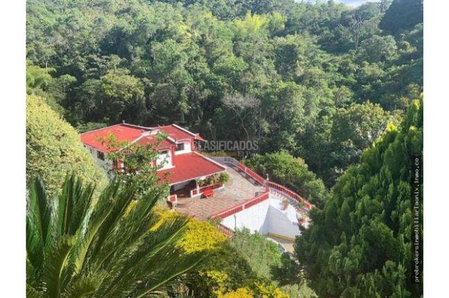 Fincas y Casas Campestres, Venta en La Buitrera