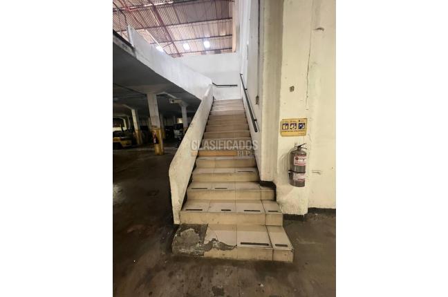 Locales y Bodegas, Venta, San Nicolás - $3.040.000.000