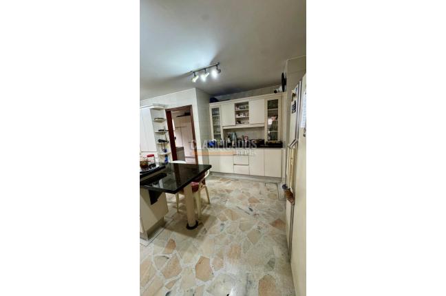 Apartamentos, Venta, Cerro Cristales - $1.100.000.000