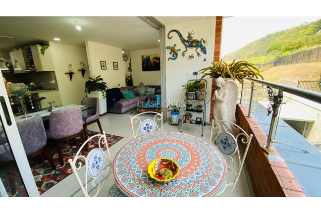 Apartamentos, Venta, Cerro Cristales - $620.000.000