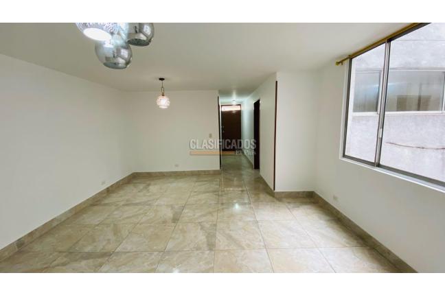 Apartamentos, Venta, Álamos - $320.000.000