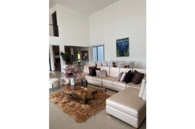Fincas y Casas Campestres, Venta en Calima (Darién)