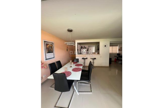 Apartamentos, Venta en La Flora