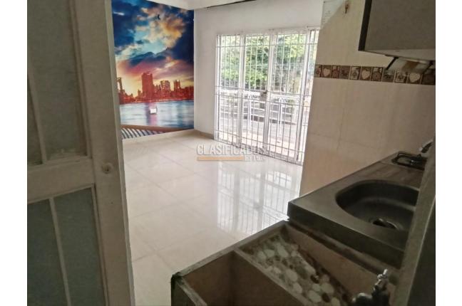 Apartamentos, Venta, Urbanización Colseguros - $280.000.000