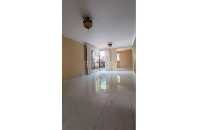 Apartamentos, Venta en El Ingenio