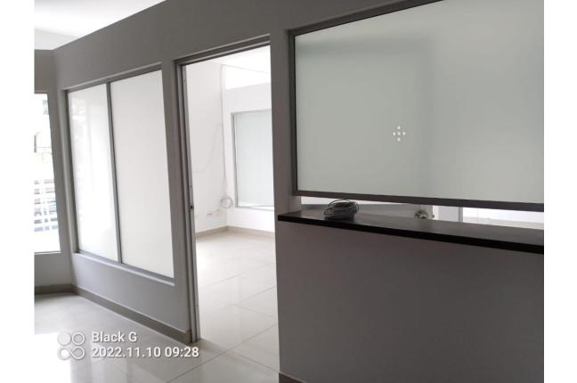 Oficinas y Consultorios, Alquiler, Versalles - $2.200.000