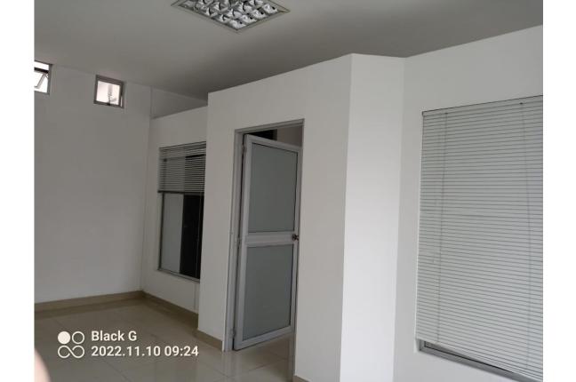 Oficinas y Consultorios, Alquiler, Versalles - $2.200.000