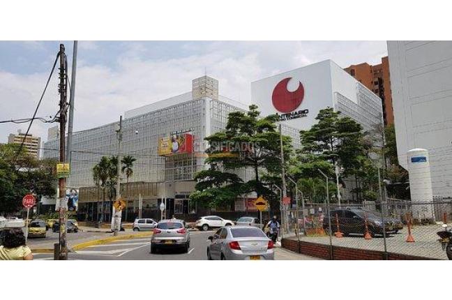 Locales y Bodegas, Venta, Centro Ccial Centenario - $500.000.000