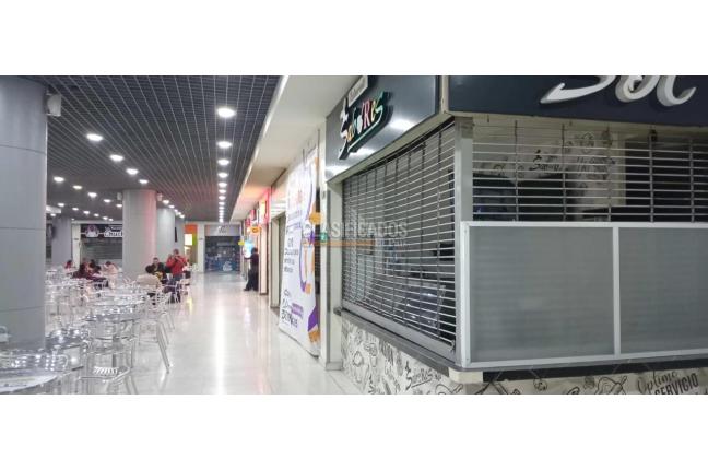 Locales y Bodegas, Venta en Centro Ccial Centenario