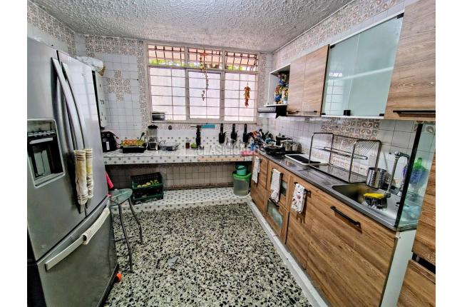 Casas, Venta, Champagñat - $950.000.000