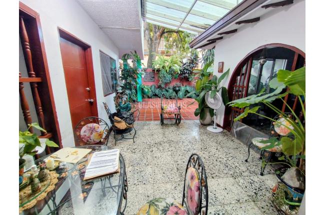Casas, Venta, Champagñat - $950.000.000