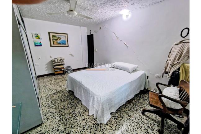Casas, Venta, Champagñat - $950.000.000