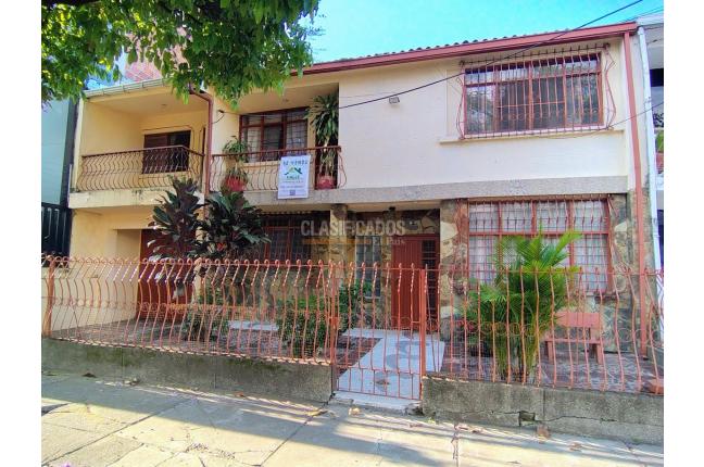 Casas, Venta, Champagñat - $950.000.000
