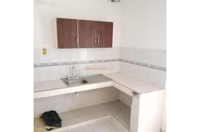 Apartamentos, Alquiler, Cristóbal Colón - $750.000