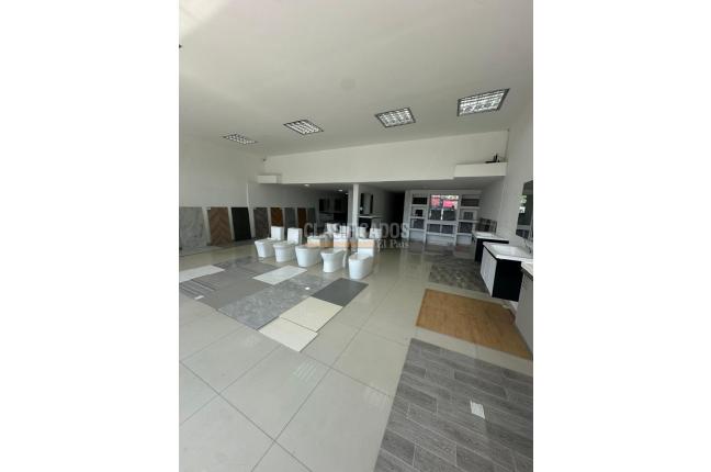 Locales y Bodegas, Venta, Eucarístico - $2.100.000.000