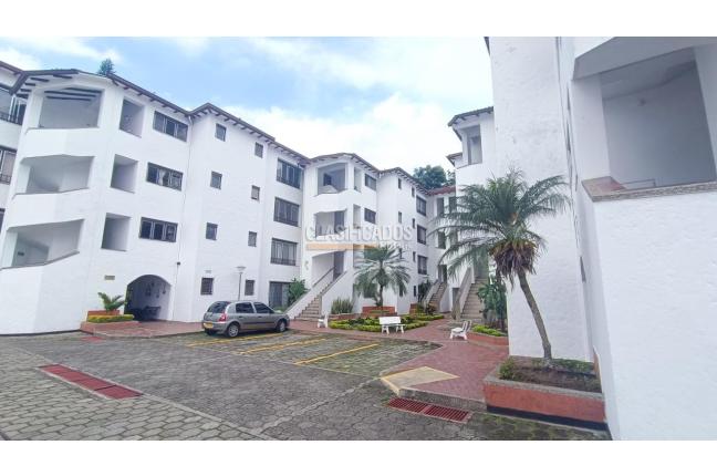 Apartamentos, Venta en Las Quintas de Don Simón