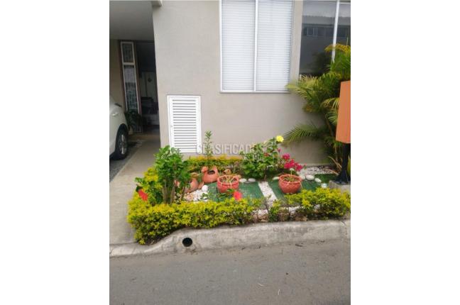Casas, Venta en Ciudad Country