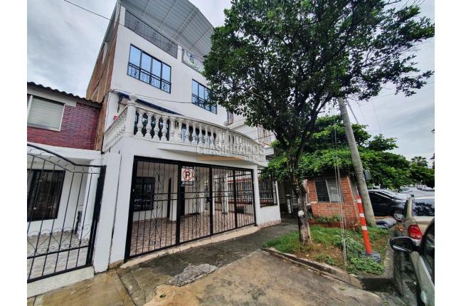 Apartamentos, Alquiler en Villa del Prado