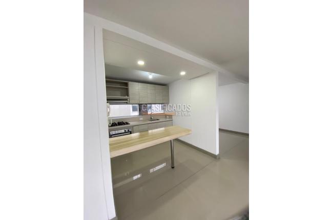 Apartamentos, Alquiler, Cristales - $4.000.000