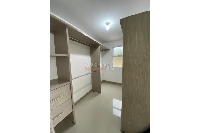 Apartamentos, Alquiler, Cristales - $4.000.000