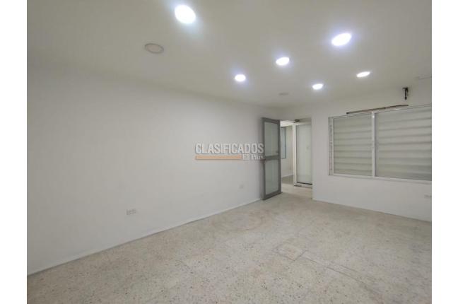 Locales y Bodegas, Alquiler, La Flora - $2.900.000