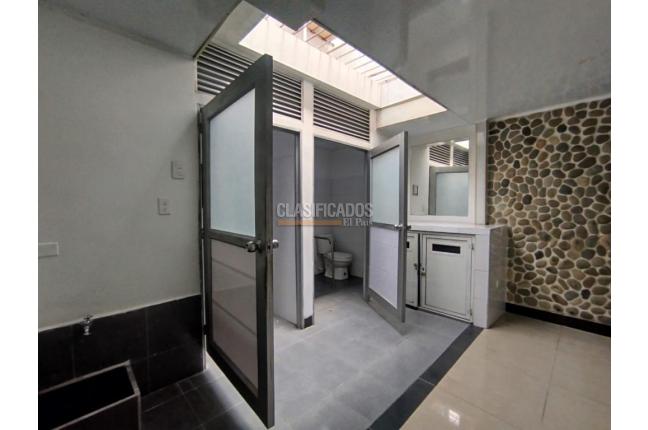 Locales y Bodegas, Alquiler, La Flora - $2.900.000