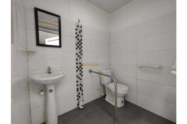 Locales y Bodegas, Alquiler, La Flora - $2.900.000
