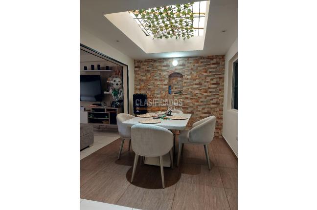 Casas, Venta, Colseguros - $750.000.000