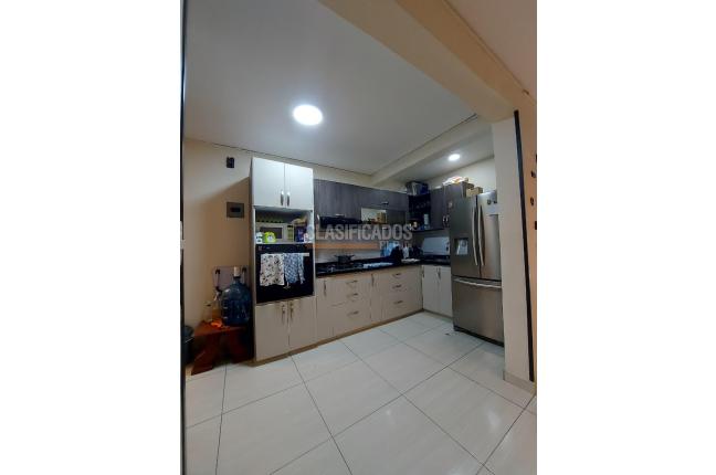 Casas, Venta, Colseguros - $750.000.000