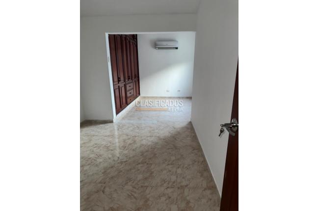 Casas, Venta, La Hacienda - $785.000.000