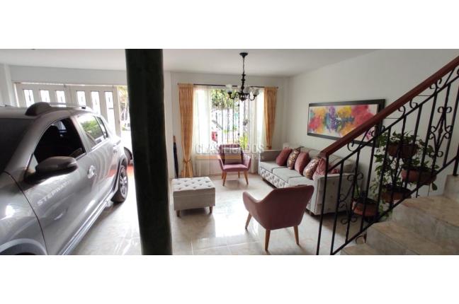 Casas, Venta, Ciudad 2.000 - $560.000.000