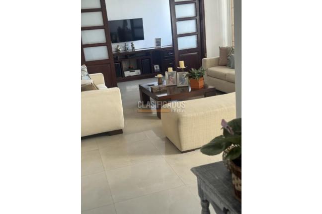 Apartamentos, Venta, La Flora - $880.000.000