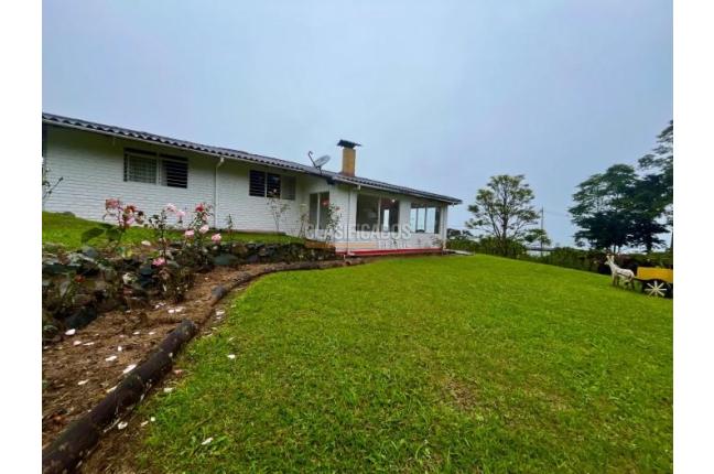 Casas, Venta, Yumbo - $1.900.000.000