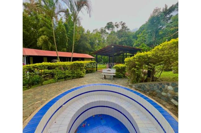 Casas, Venta, Yumbo - $1.850.000.000