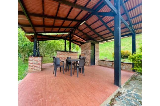Casas, Venta, Yumbo - $1.850.000.000