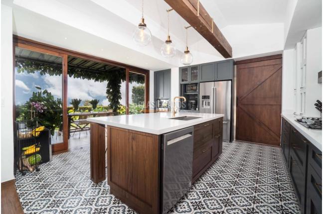 Casas, Venta en Yumbo